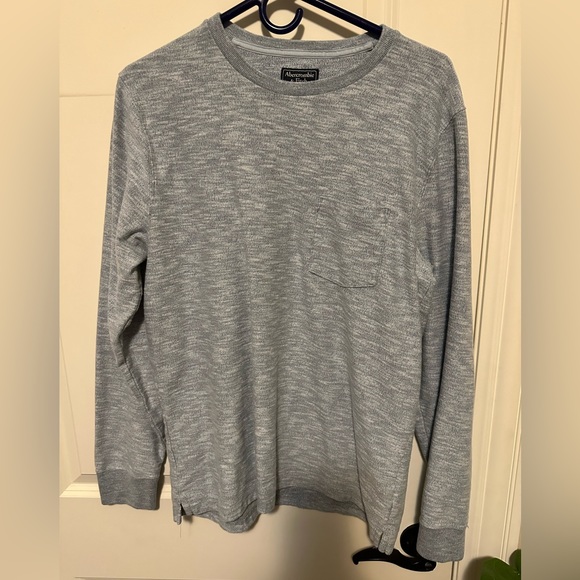 Men’s Abercrombie & Fitch Light Blue T-Shirt - Large - Picture 1 of 3